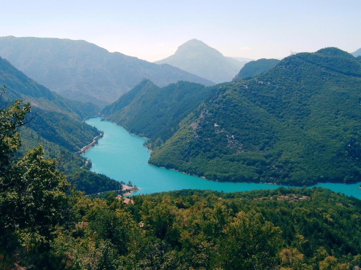 Holiday House Nearby The Lac De Castillon 카스텔란 외부 사진